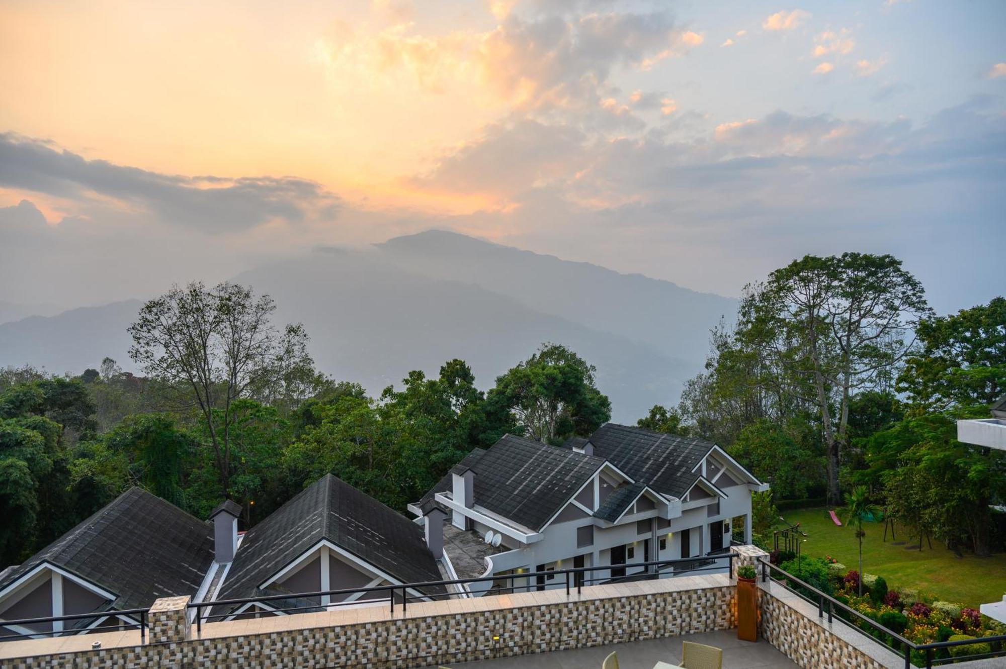 Hotel Sinclairs Retreat Kalimpong Exterior foto